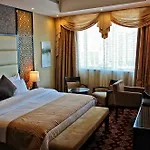 Paragon Hotel